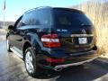 Black - ML 350 4Matic Photo No. 4