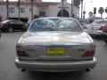 Topaz Metallic - XJ XJ8 Photo No. 4