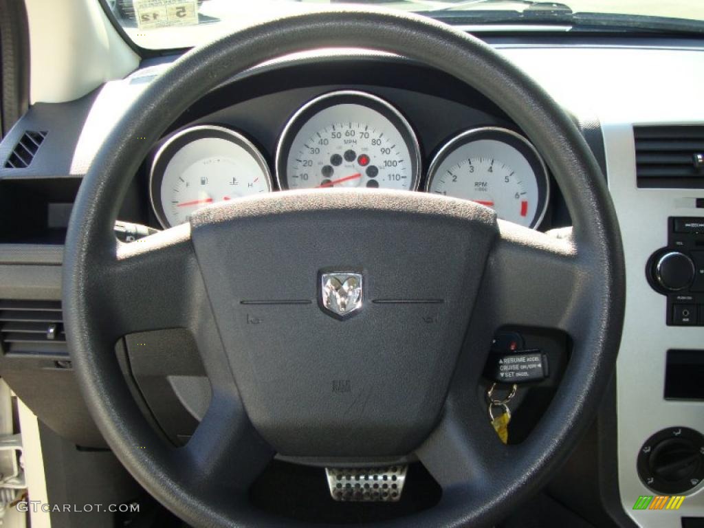 2008 Caliber SXT - Stone White / Dark Slate Gray photo #34