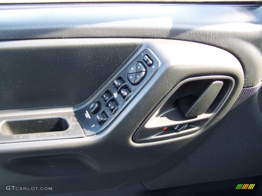 2003 Grand Cherokee Laredo 4x4 - Brilliant Black / Dark Slate Gray photo #10