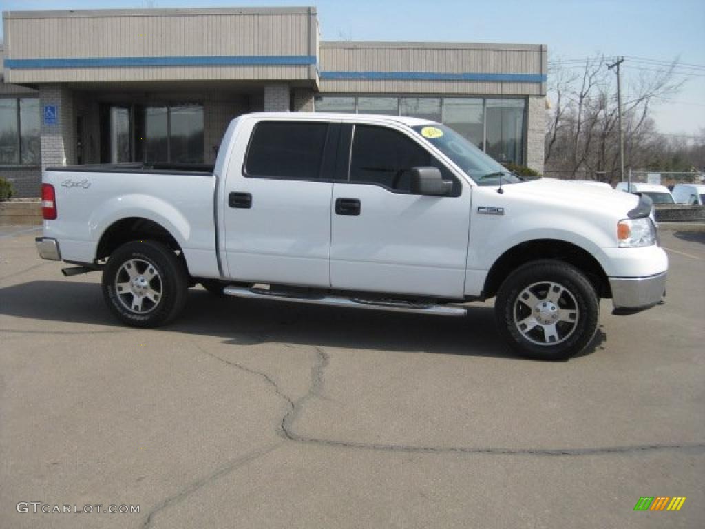 2006 F150 XLT SuperCrew 4x4 - Oxford White / Black/Medium Flint photo #1