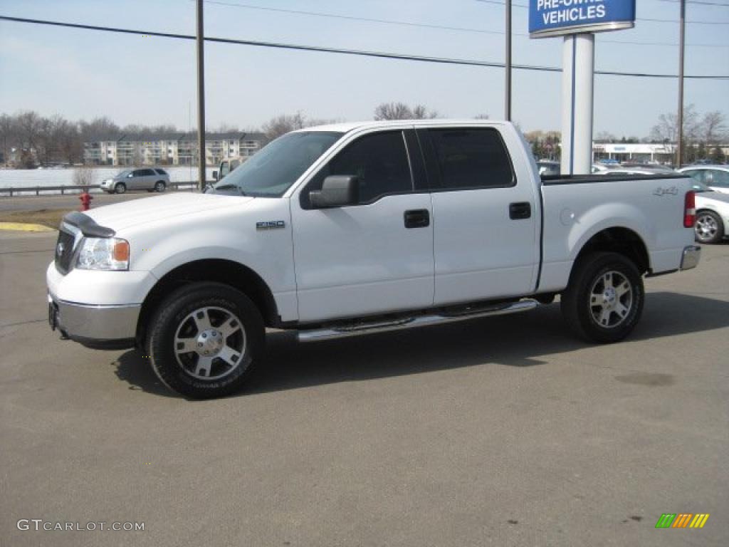 2006 F150 XLT SuperCrew 4x4 - Oxford White / Black/Medium Flint photo #9