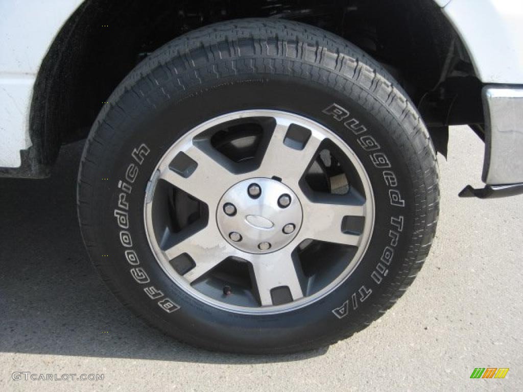 2006 F150 XLT SuperCrew 4x4 - Oxford White / Black/Medium Flint photo #13