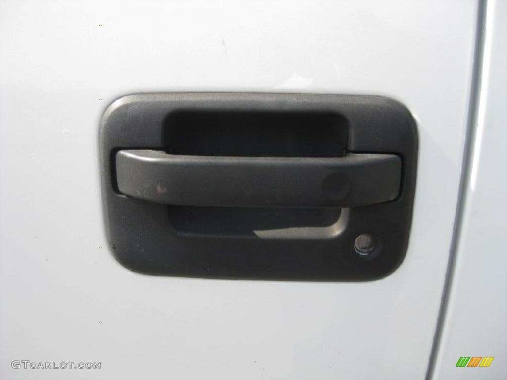 2006 F150 XLT SuperCrew 4x4 - Oxford White / Black/Medium Flint photo #22