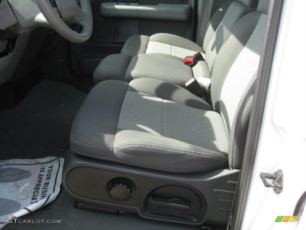 2006 F150 XLT SuperCrew 4x4 - Oxford White / Black/Medium Flint photo #23