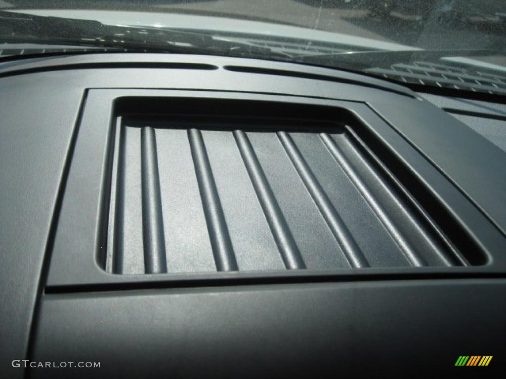 2006 F150 XLT SuperCrew 4x4 - Oxford White / Black/Medium Flint photo #31