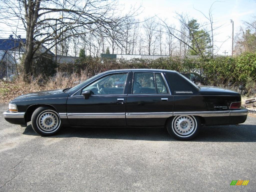 1994 Roadmaster Limited Sedan - Black / Gray photo #5