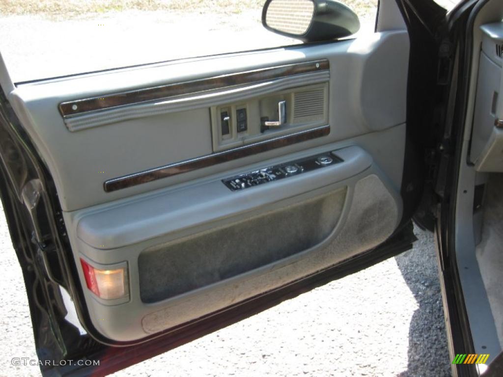 1994 Roadmaster Limited Sedan - Black / Gray photo #15
