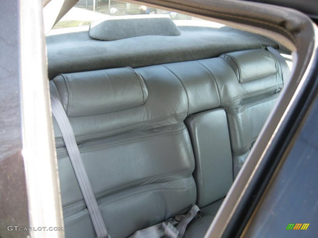 1994 Roadmaster Limited Sedan - Black / Gray photo #21