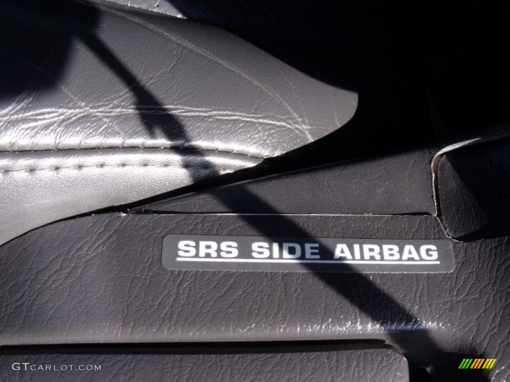 2003 Solara SLE V6 Coupe - Indigo Ink Blue Pearl / Charcoal photo #15