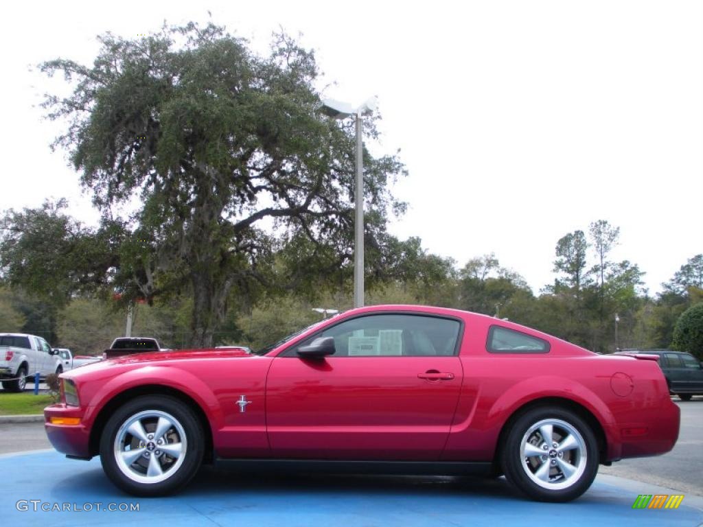 2007 Mustang V6 Premium Coupe - Torch Red / Light Graphite photo #2