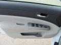 Super White - Prius Hybrid Photo No. 13