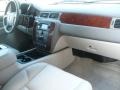 Summit White - Suburban LT 4x4 Photo No. 14