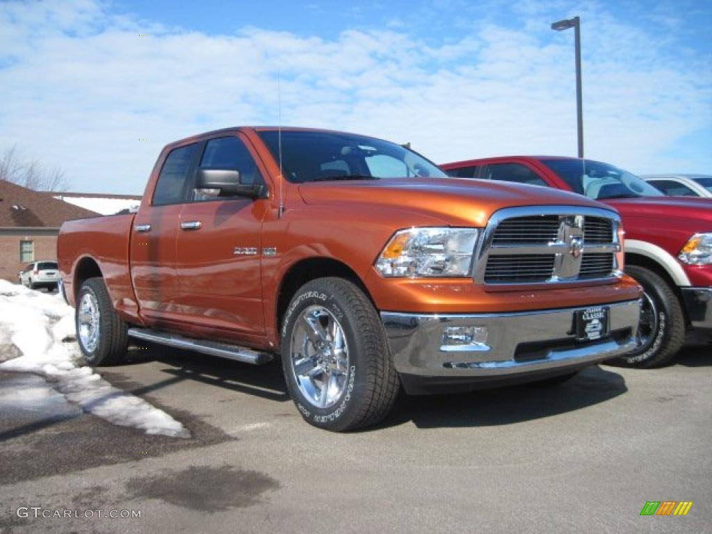 2010 Ram 1500 Big Horn Quad Cab 4x4 - Mango Tango Pearl / Dark Slate/Medium Graystone photo #3