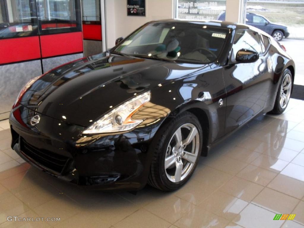 2009 370Z Coupe - Magnetic Black / Black Leather photo #1