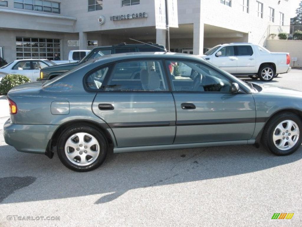2001 Legacy L Sedan - Wintergreen Metallic / Gray photo #5