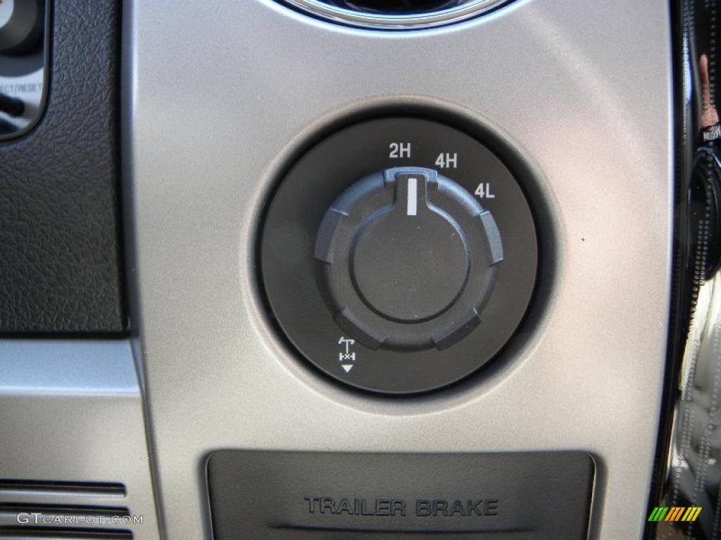2010 F150 FX4 SuperCrew 4x4 - Ingot Silver Metallic / Black photo #25
