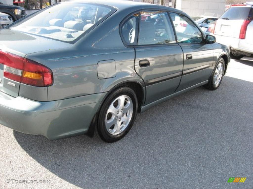 2001 Legacy L Sedan - Wintergreen Metallic / Gray photo #6
