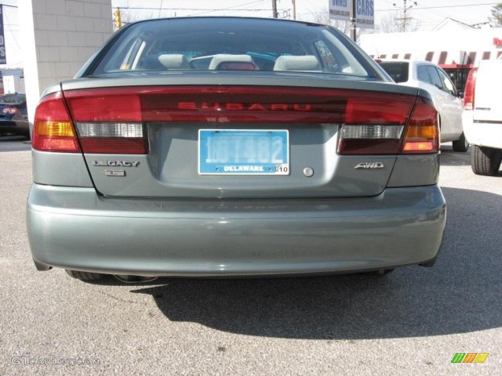 2001 Legacy L Sedan - Wintergreen Metallic / Gray photo #7