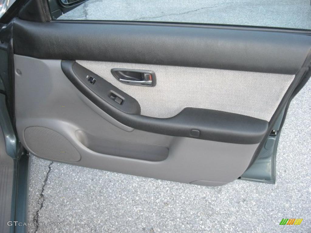 2001 Legacy L Sedan - Wintergreen Metallic / Gray photo #25