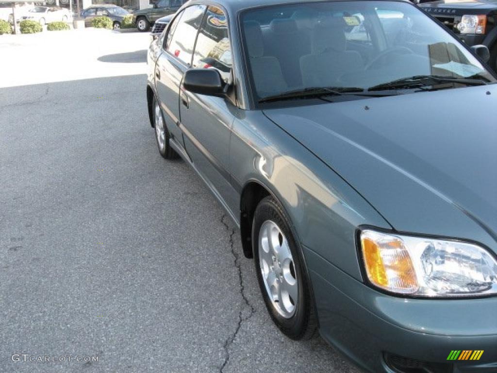 2001 Legacy L Sedan - Wintergreen Metallic / Gray photo #39