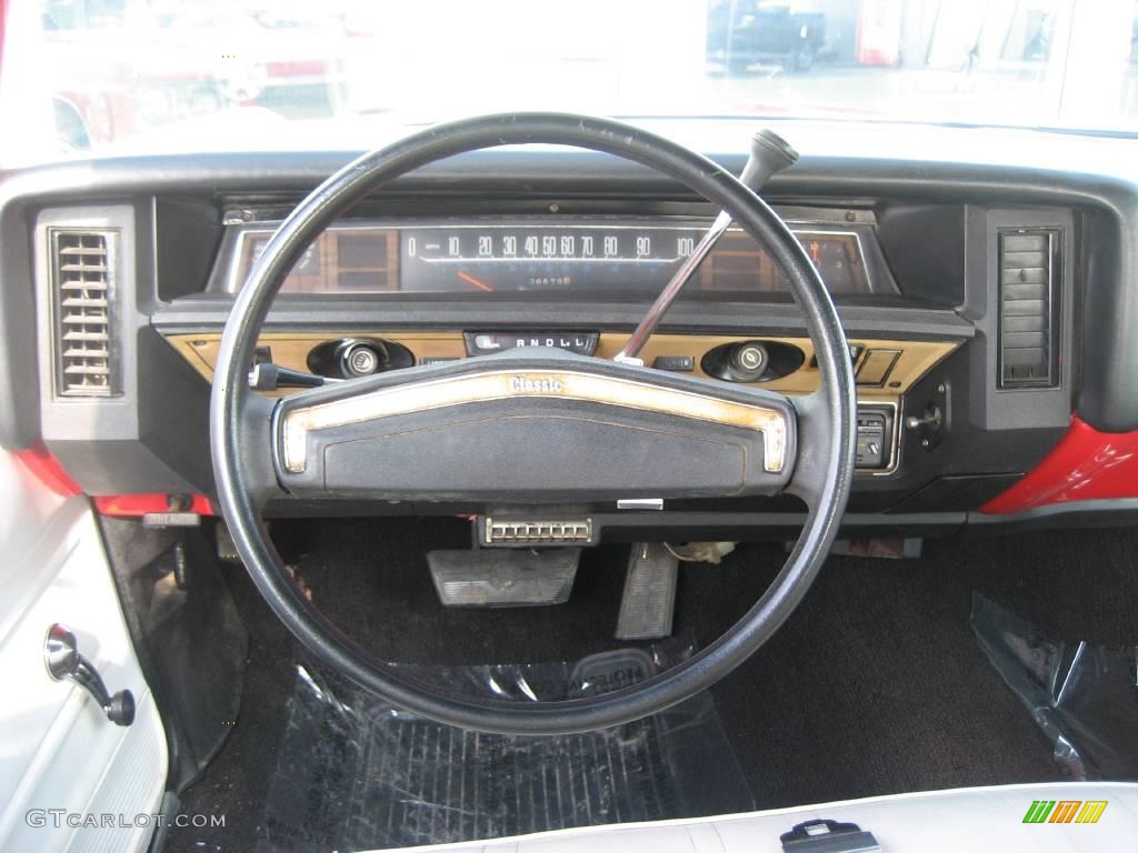 1975 Chevrolet Caprice Classic Convertible White Steering Wheel Photo #26904028