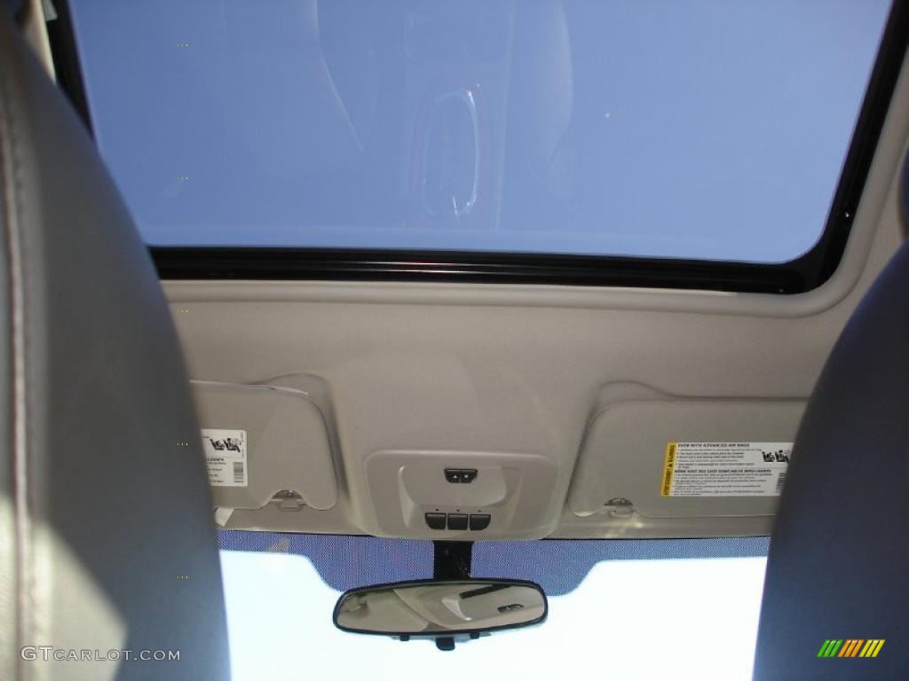 2009 Impala LT - Silver Ice Metallic / Ebony photo #16