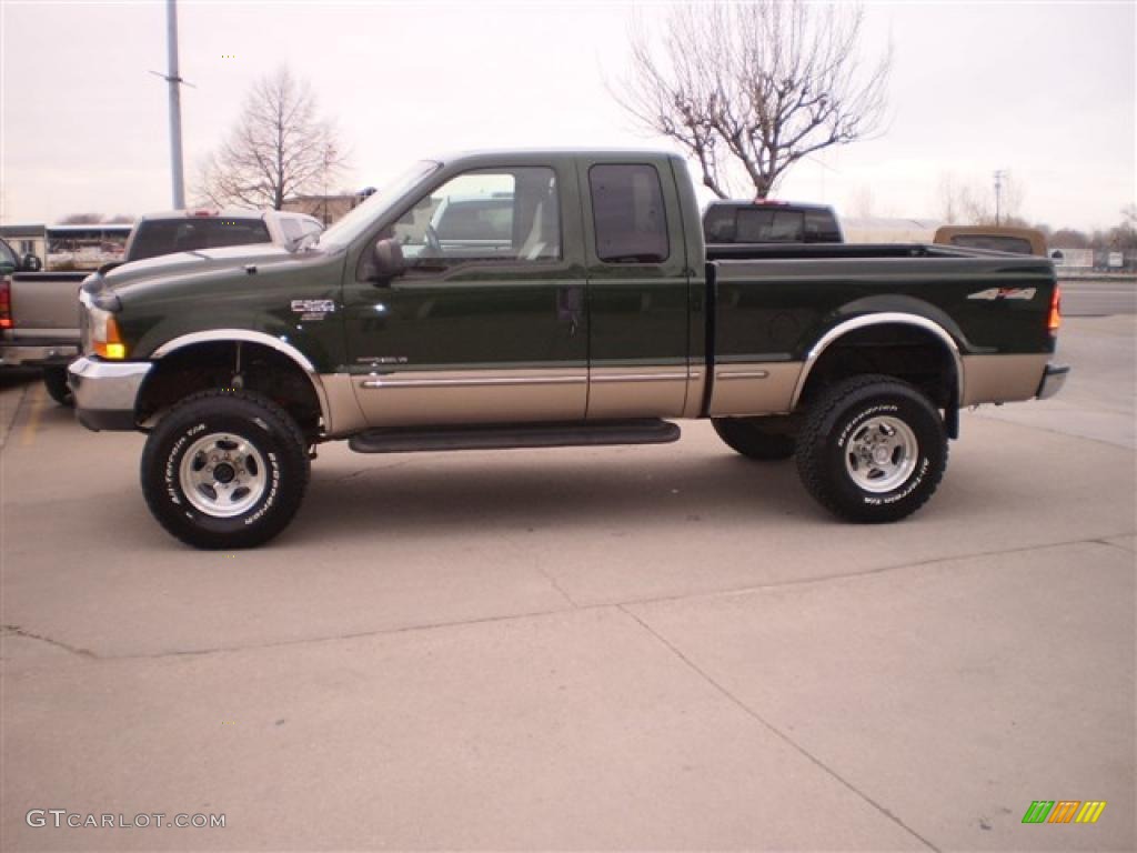 Dark Hunter Green Metallic Ford F250 Super Duty