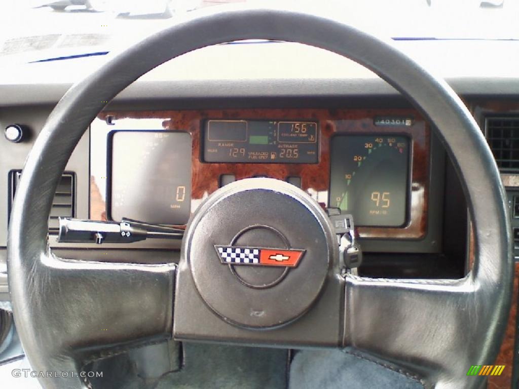 1985 Corvette Coupe - Light Blue Metallic / Medium Blue photo #20