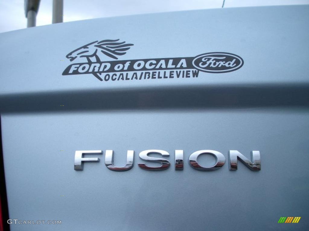 2010 Fusion Hybrid - Light Ice Blue Metallic / Medium Light Stone photo #4