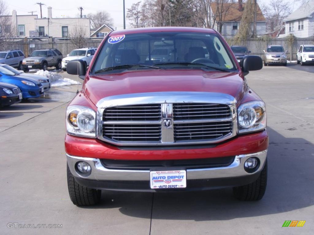 2007 Ram 1500 SLT Quad Cab 4x4 - Inferno Red Crystal Pearl / Medium Slate Gray photo #3