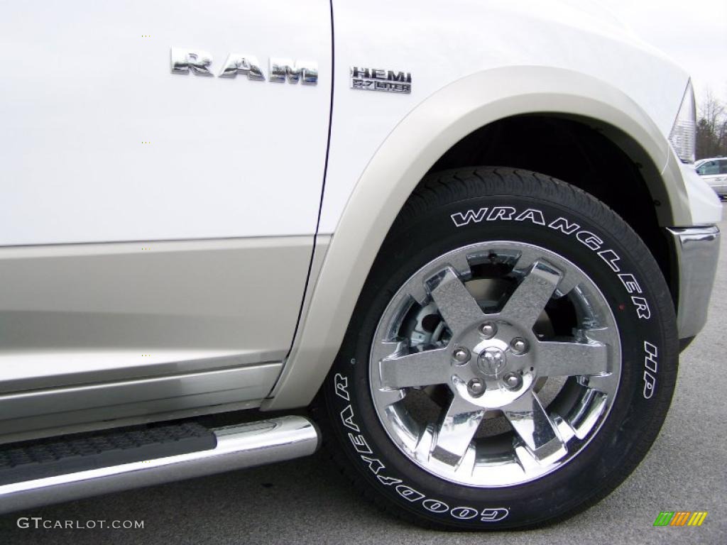 2010 Ram 1500 Laramie Crew Cab 4x4 - Stone White / Light Pebble Beige/Bark Brown photo #9