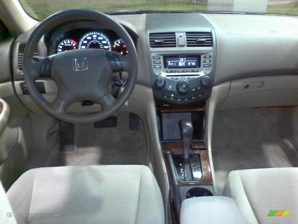 2007 Accord EX Sedan - Desert Mist Metallic / Gray photo #5