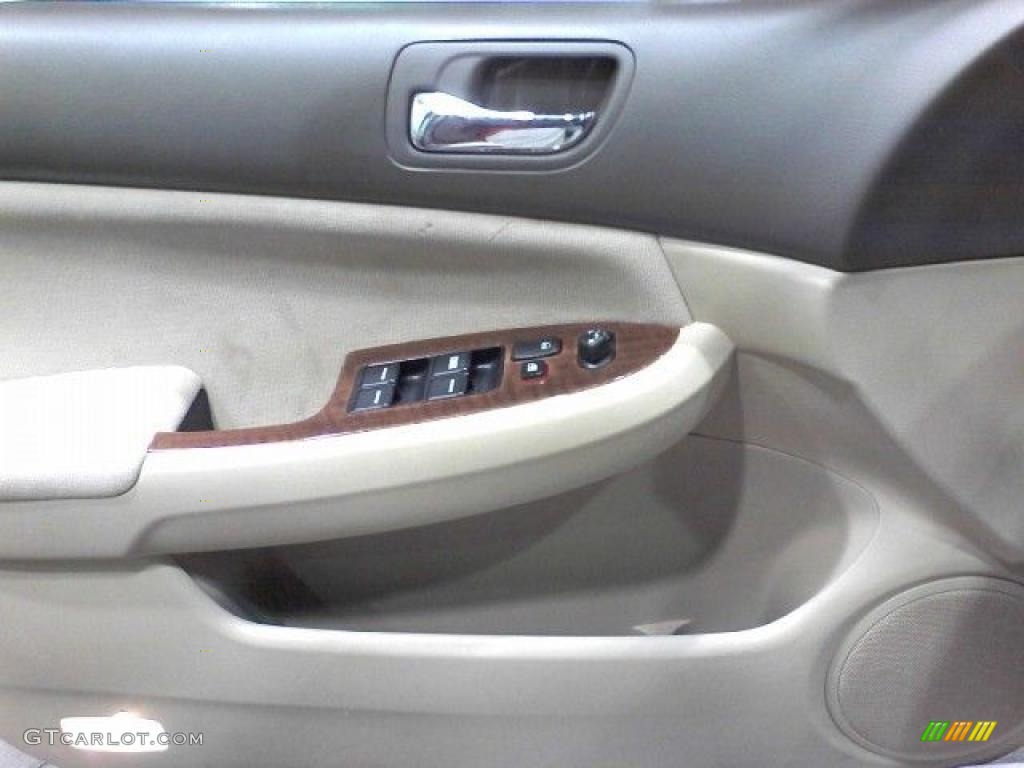 2007 Accord EX Sedan - Desert Mist Metallic / Gray photo #12
