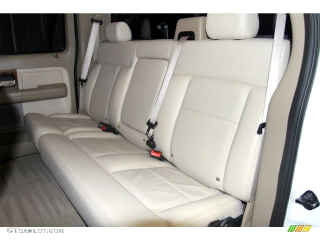 2004 F150 Lariat SuperCrew 4x4 - Oxford White / Tan photo #9