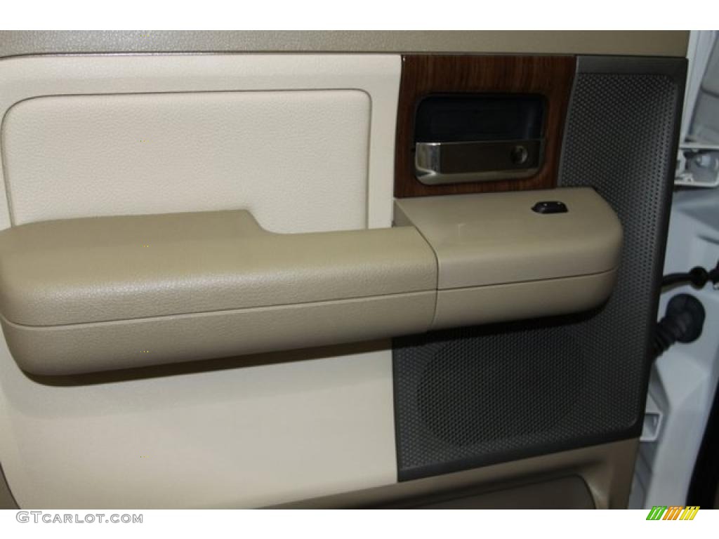 2004 F150 Lariat SuperCrew 4x4 - Oxford White / Tan photo #34