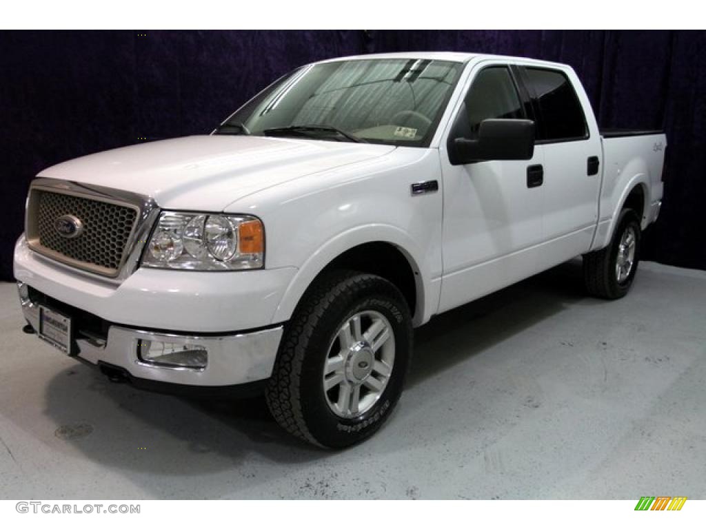 2004 F150 Lariat SuperCrew 4x4 - Oxford White / Tan photo #47