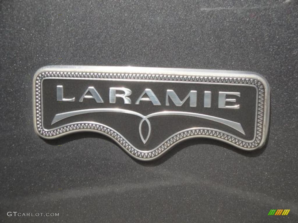 2004 Ram 1500 Laramie Quad Cab - Graphite Metallic / Dark Slate Gray photo #9