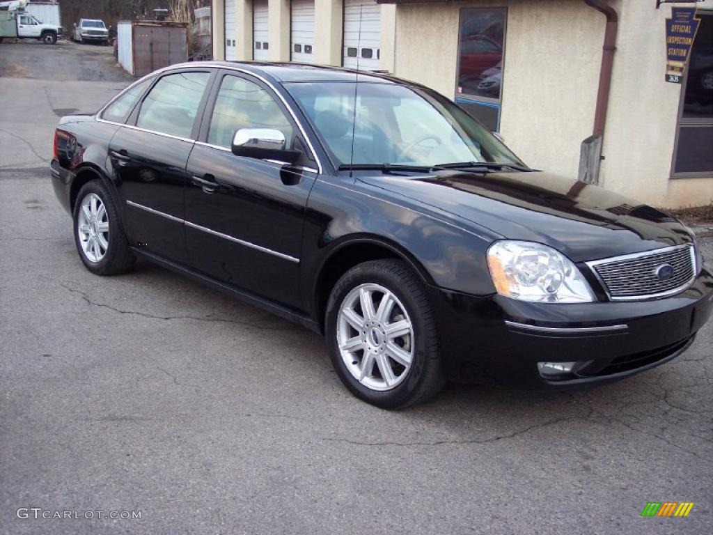 2005 Five Hundred Limited AWD - Black / Pebble Beige photo #1