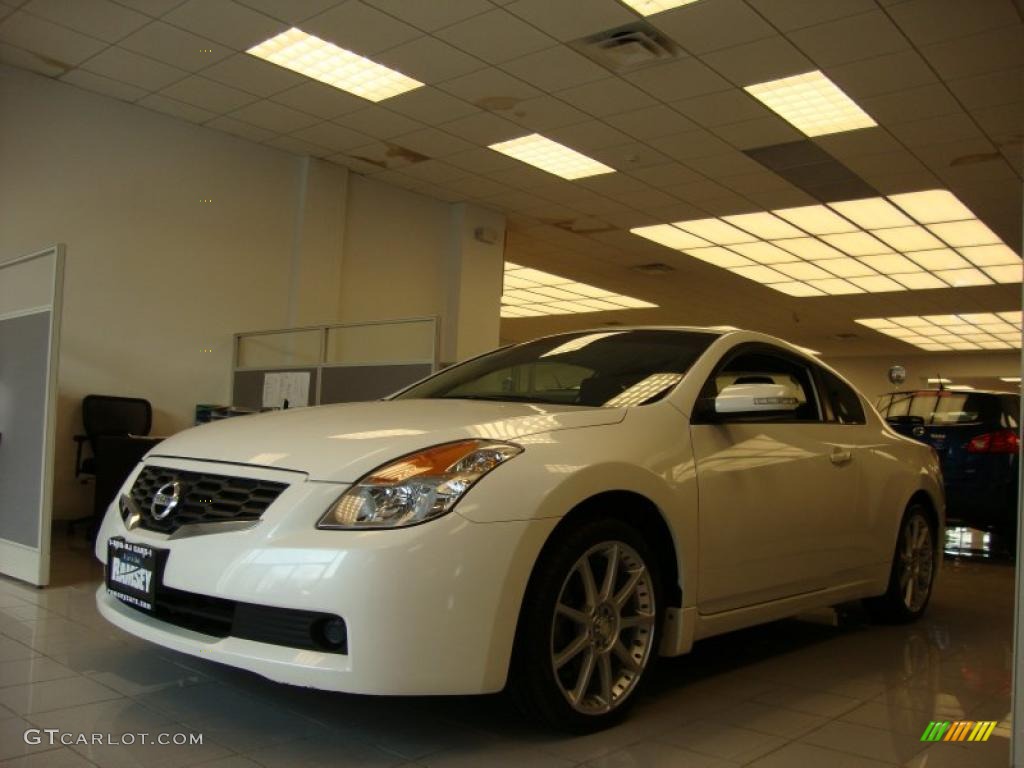 2008 Altima 3.5 SE Coupe - Winter Frost Pearl / Charcoal photo #1