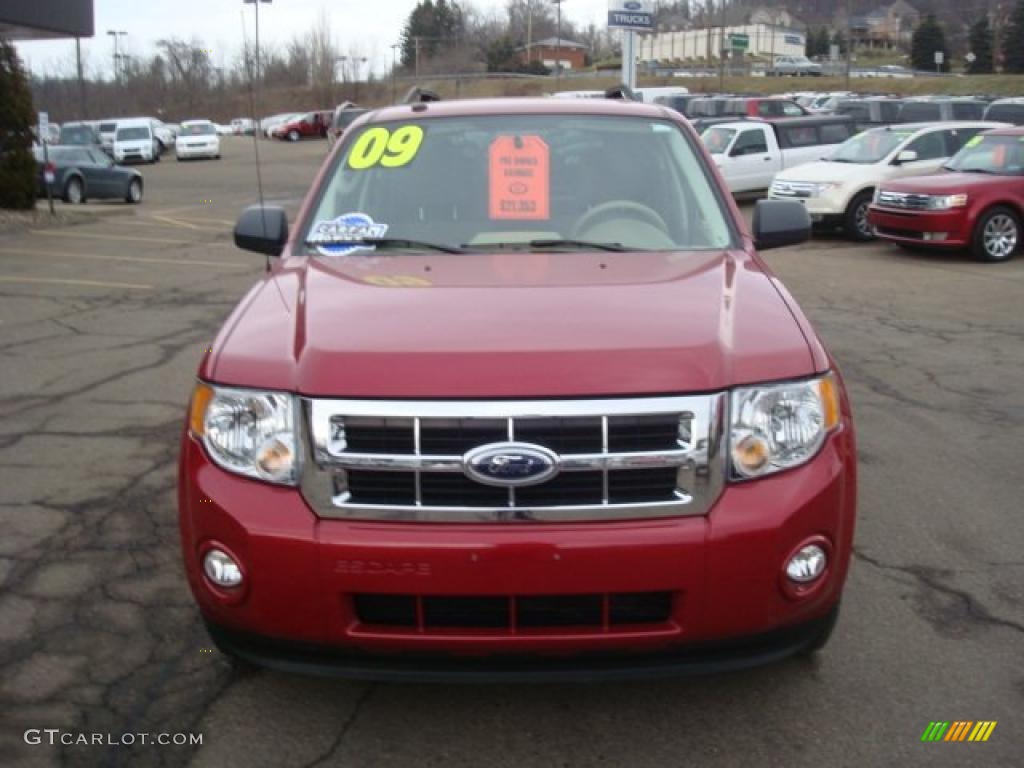 2009 Escape XLT V6 4WD - Sangria Red Metallic / Stone photo #10