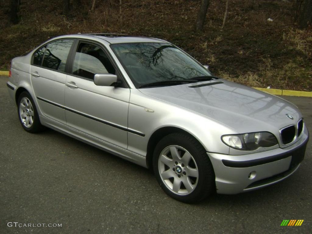 2004 3 Series 325xi Sedan - Titanium Silver Metallic / Black photo #3