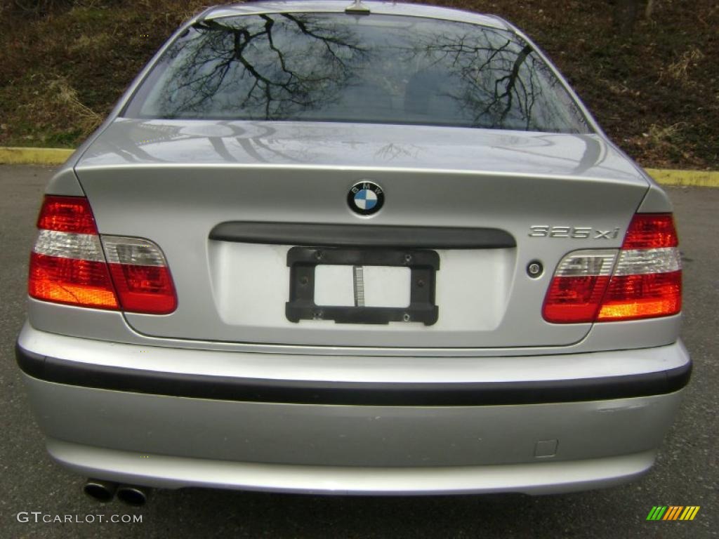 2004 3 Series 325xi Sedan - Titanium Silver Metallic / Black photo #6