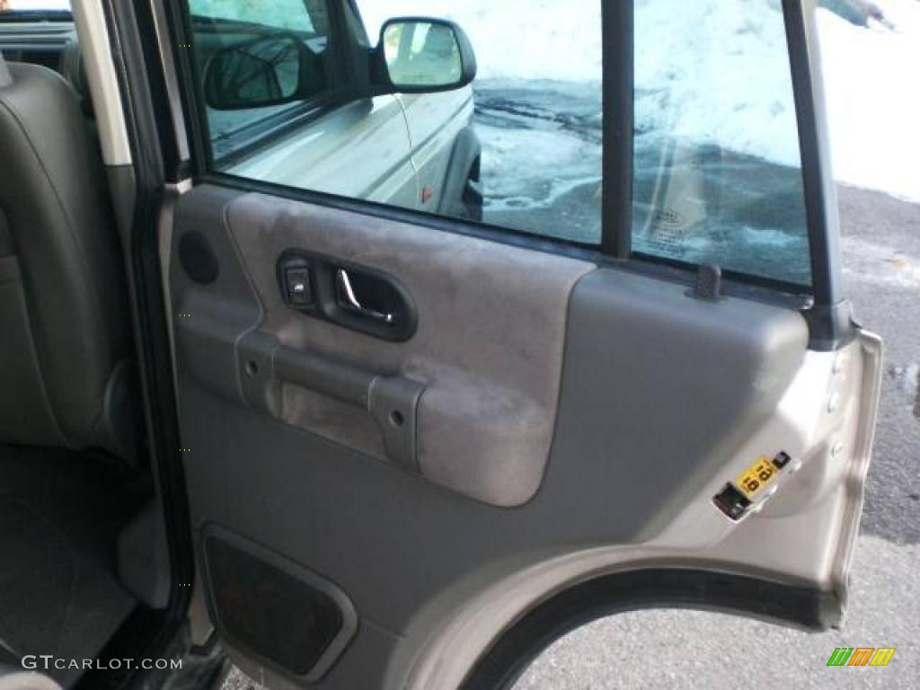 2001 Discovery II SE - Blenheim Silver Metallic / Smokestone Gray photo #31