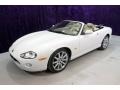 White Onyx - XK XK8 Convertible Photo No. 46