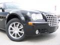 Brilliant Black Crystal Pearl - 300 C HEMI AWD Photo No. 2