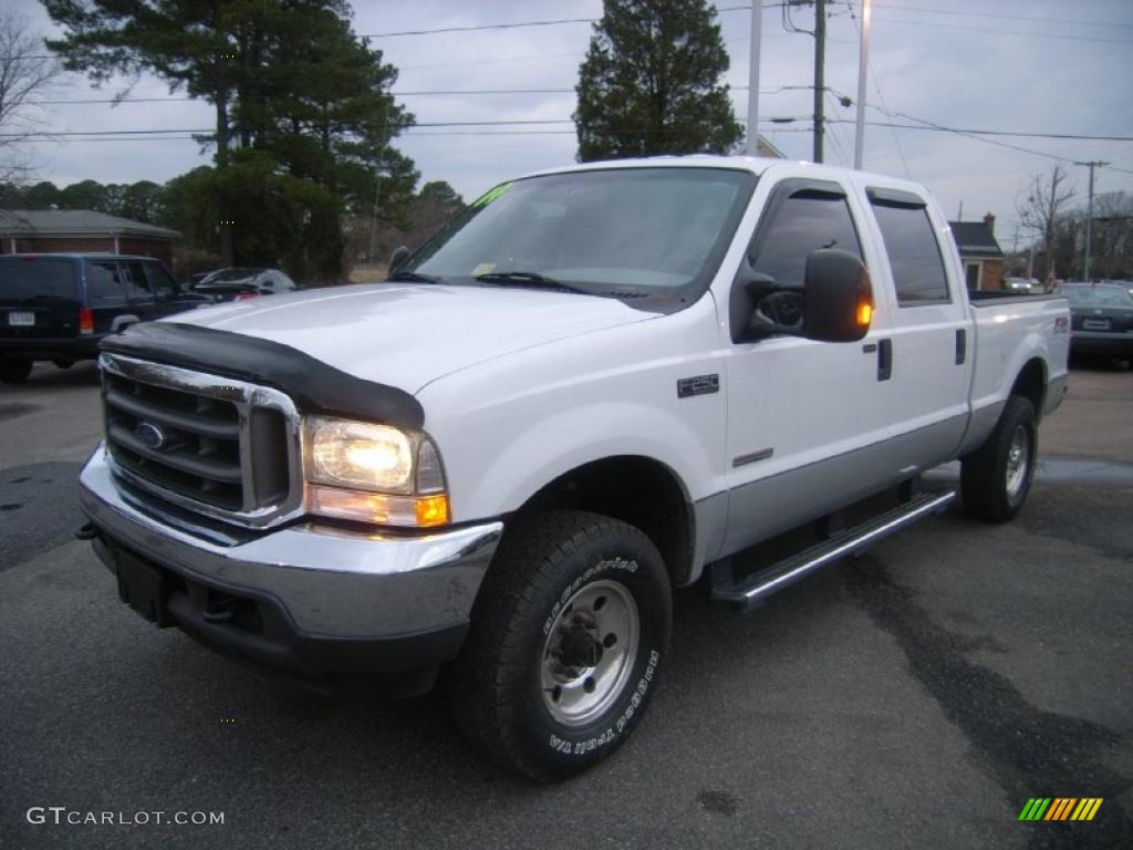 2004 F250 Super Duty XLT Crew Cab 4x4 - Oxford White / Medium Flint photo #1