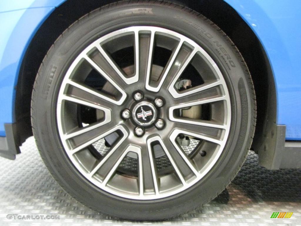 2010 Mustang GT Premium Coupe - Grabber Blue / Charcoal Black photo #20