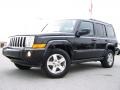 Black Clearcoat - Commander Sport 4x4 Photo No. 5