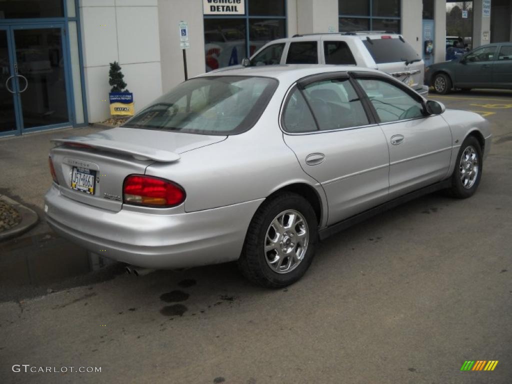 2000 Intrigue GLS - Silver Mist Metallic / Dark Gray photo #2